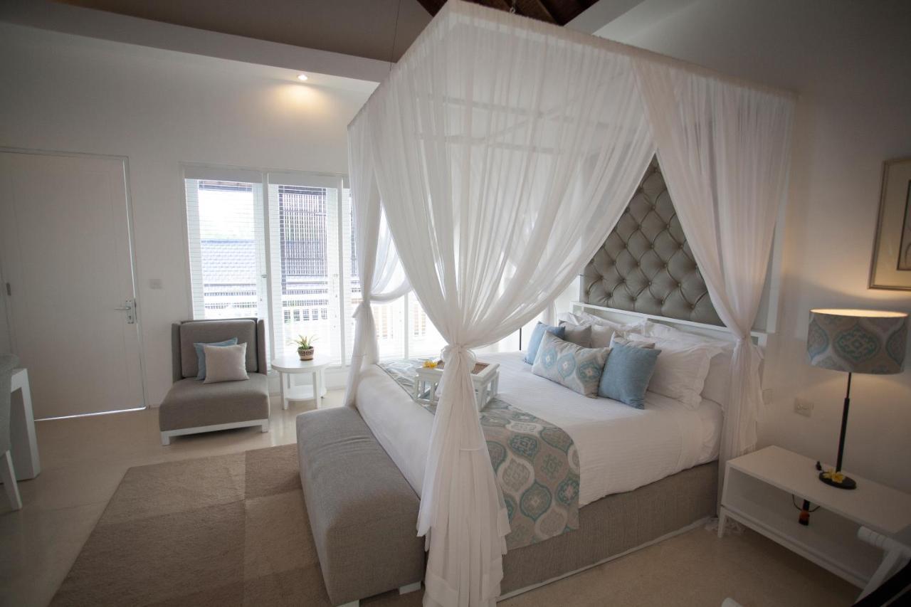 Lakshmi Luxury Villas, Walk To The Beach And Seminyak Shopping エクステリア 写真